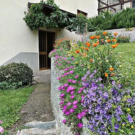 Brezza Di * Costa Volpino
