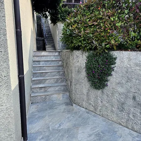 Brezza Di * Costa Volpino